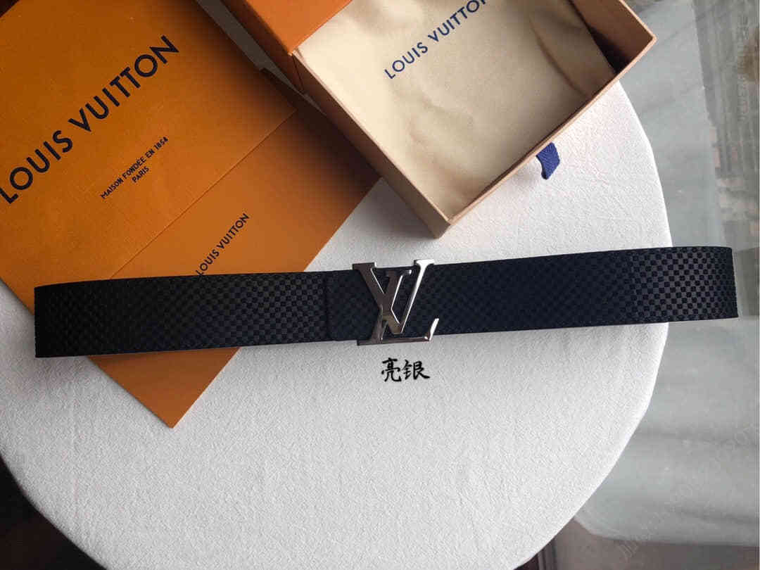 Louis Vuitton路易威登 原单品质入秋经典单品Made in Spain 绒面腰带