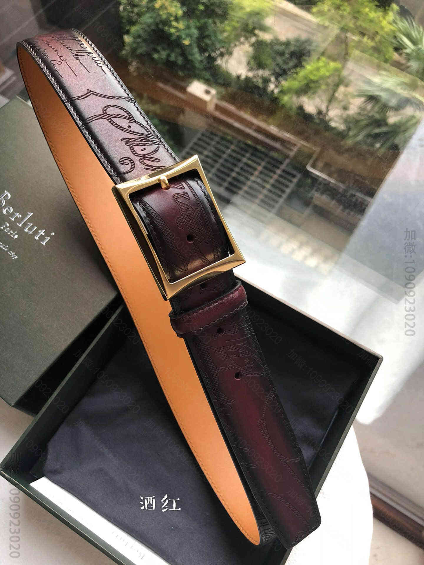Berluti伯鲁提(又译:伯尔鲁帝)采用精钢针式金属扣男士35mm腰带