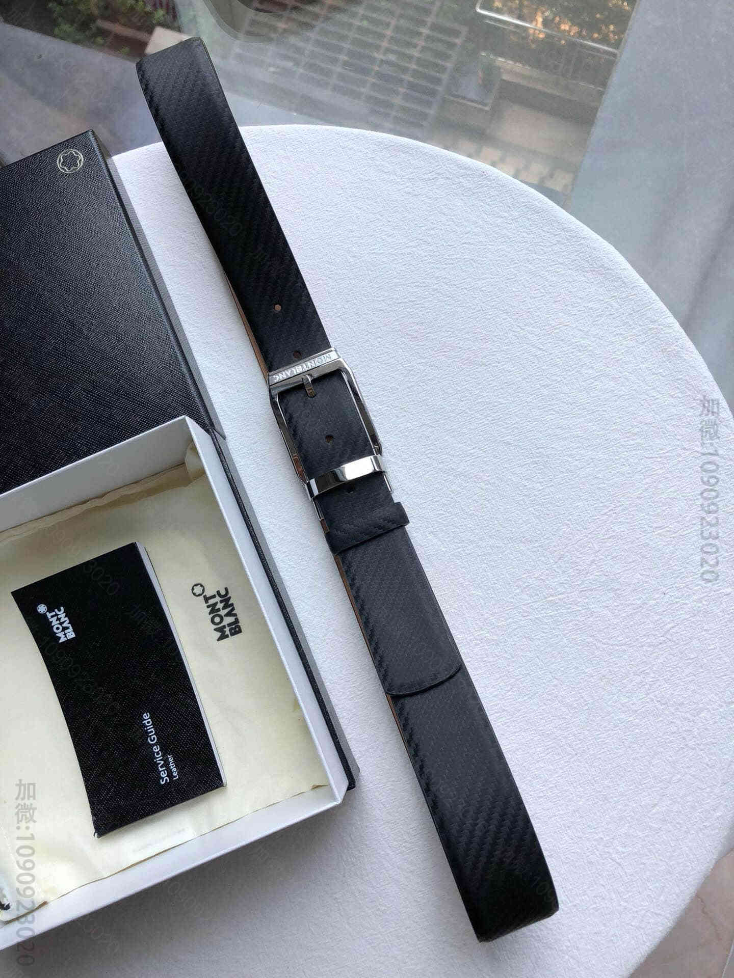 Montblanc万宝龙(德国)精致针式金属扣男士腰带宽度:3.5CM