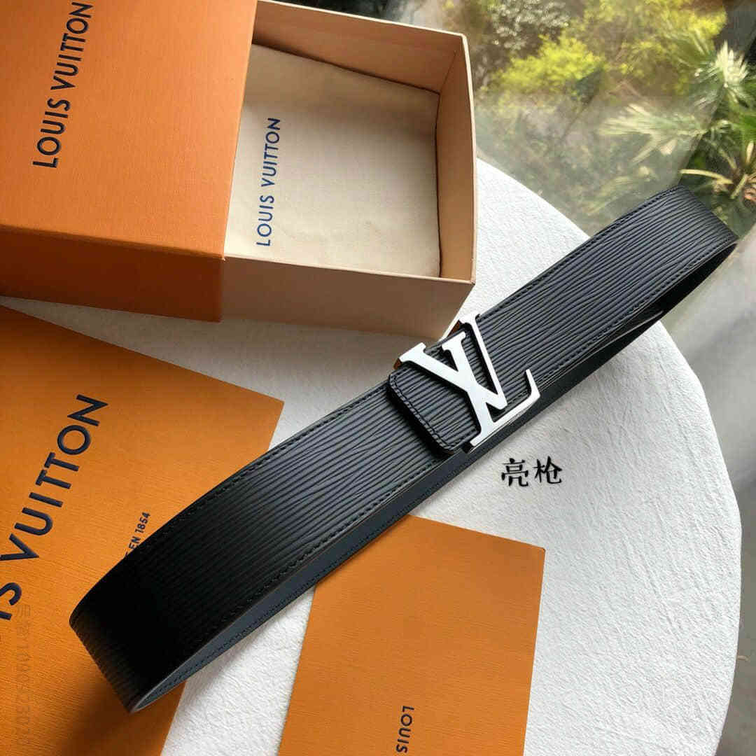 LV Initiales. 原单品质40mm黑色水波纹腰带