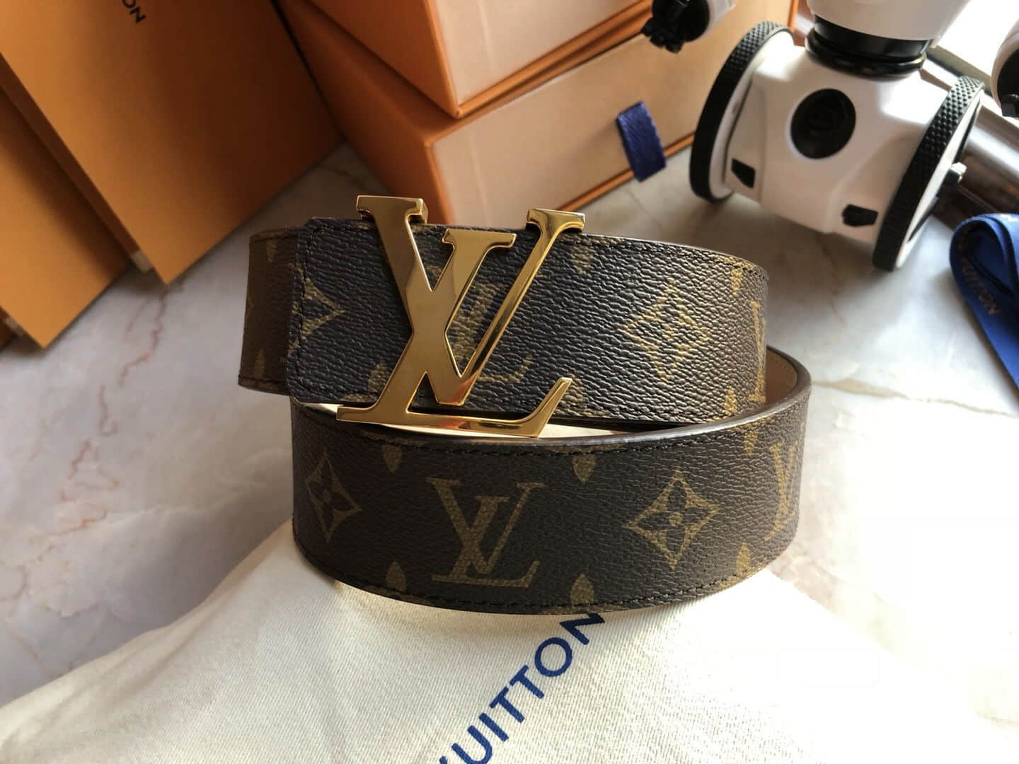 Louis Vuitton路易威登 精钢原版扣经典棋盘格/老花男士3.8CM腰带