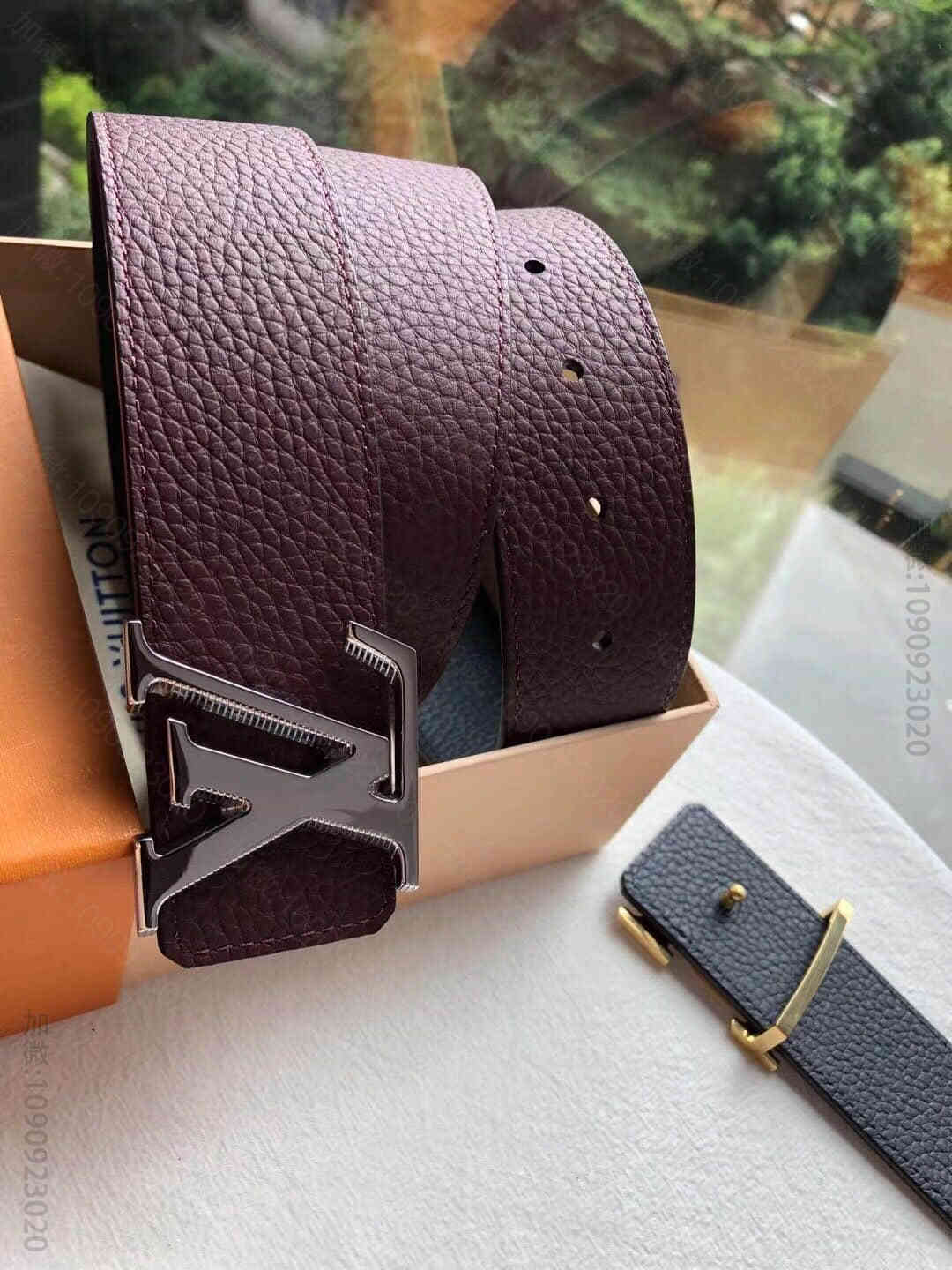 LV Tilt 新款字母条纹斜边金属挂扣双面腰带40MM