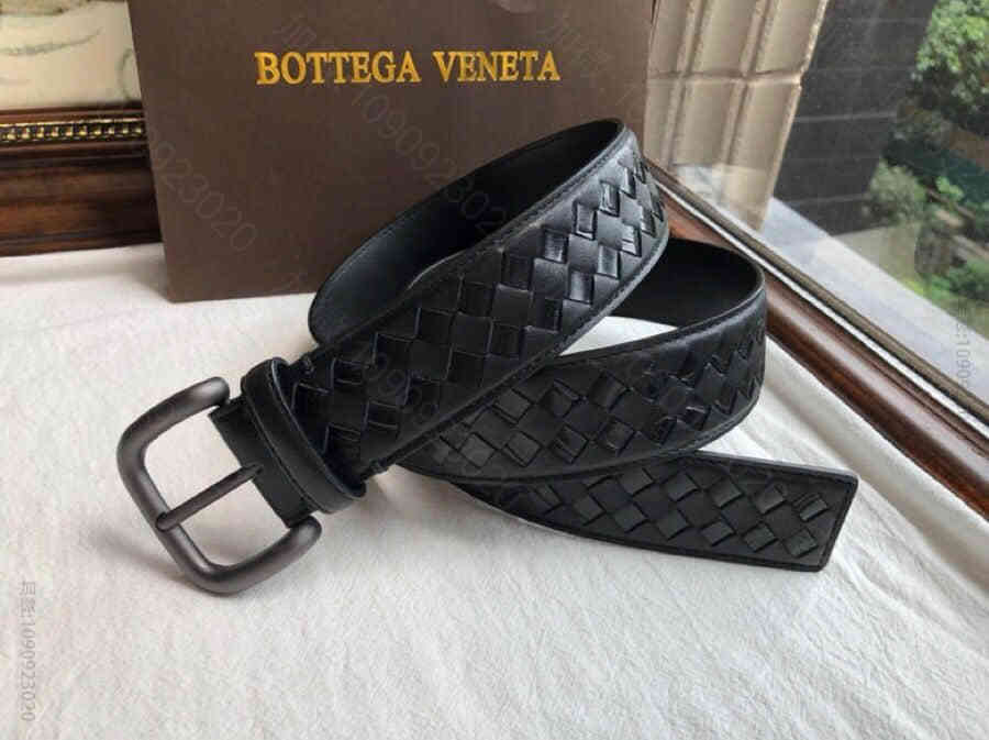 BOTTEGAVENETA葆碟家牛皮精仿鳄鱼皮编织男士腰带宽度38mm