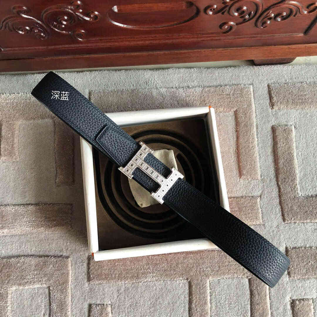 爱马仕 精钢镶嵌钻金属挂扣，原版皮专柜最新底皮腰带3.8CM