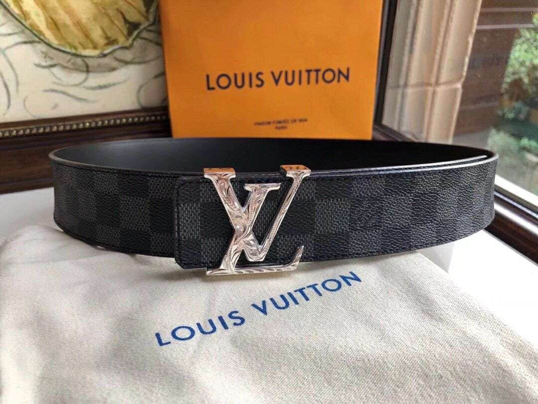 高仿LV男士腰带 Louis Vuitton路易威登 棋盘格/老花男士3.8cm腰带 奢品LV腰带 M52107 