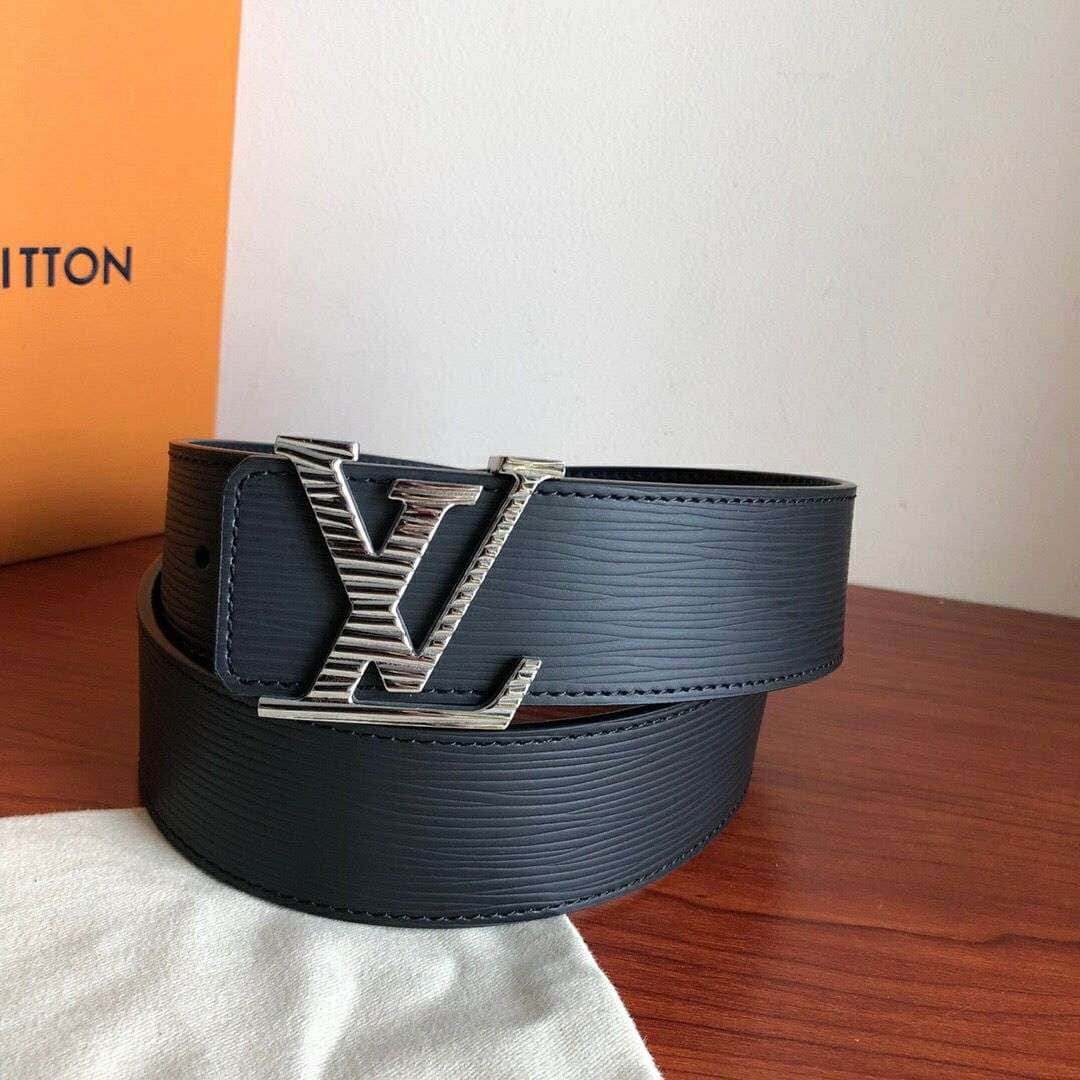 Louis Vuitton路易威登 LV Initiales. 40mm黑色水波纹腰带