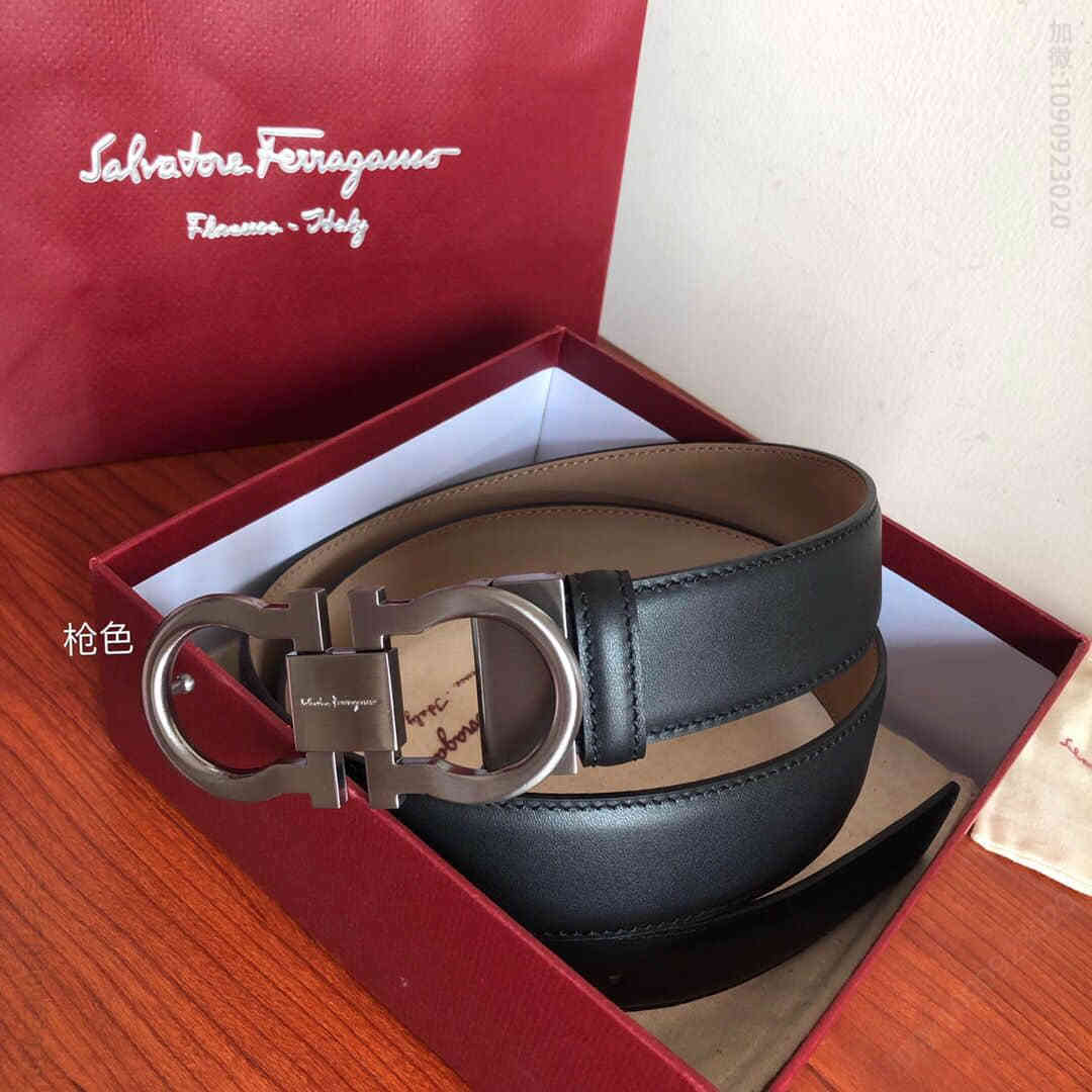 SalvatoreFerragamo菲拉格慕男士3.5cm精致双圈金属夹扣，头层牛皮磨砂内里腰带，可剪裁。