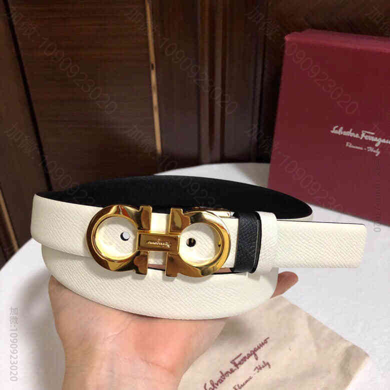 Ferragamo.菲拉格慕女款2.5cm马蹄扣腰带