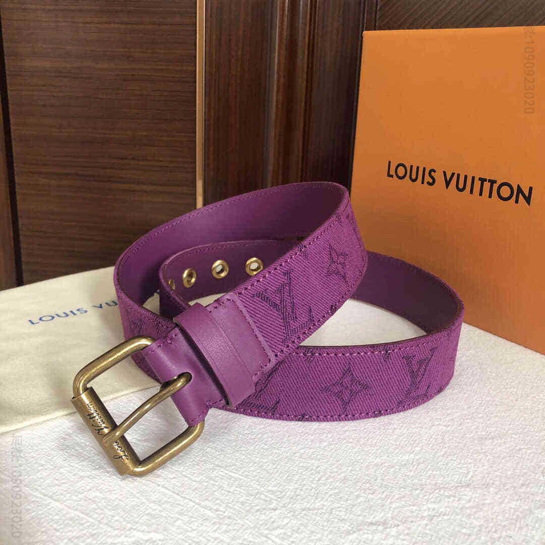 路易威登LOUIS VUITTON 2023 春夏时装秀SIGNATURE 35 毫米腰带