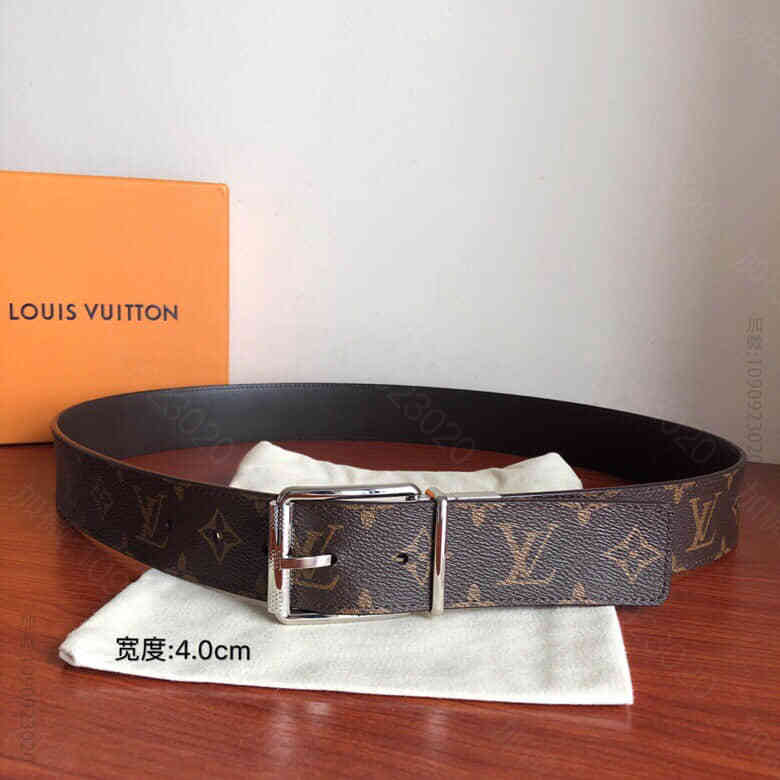 路易威登Damier Print 40mm Reversible 经典格子/...