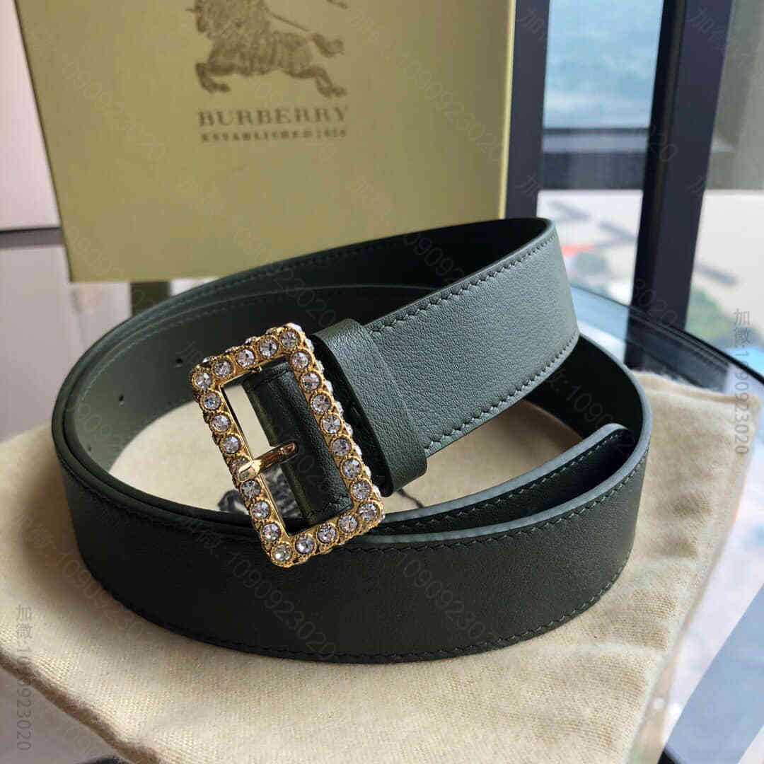 Burberry博柏利女士3.0cm方扣钻金属扣，头层牛皮饰带