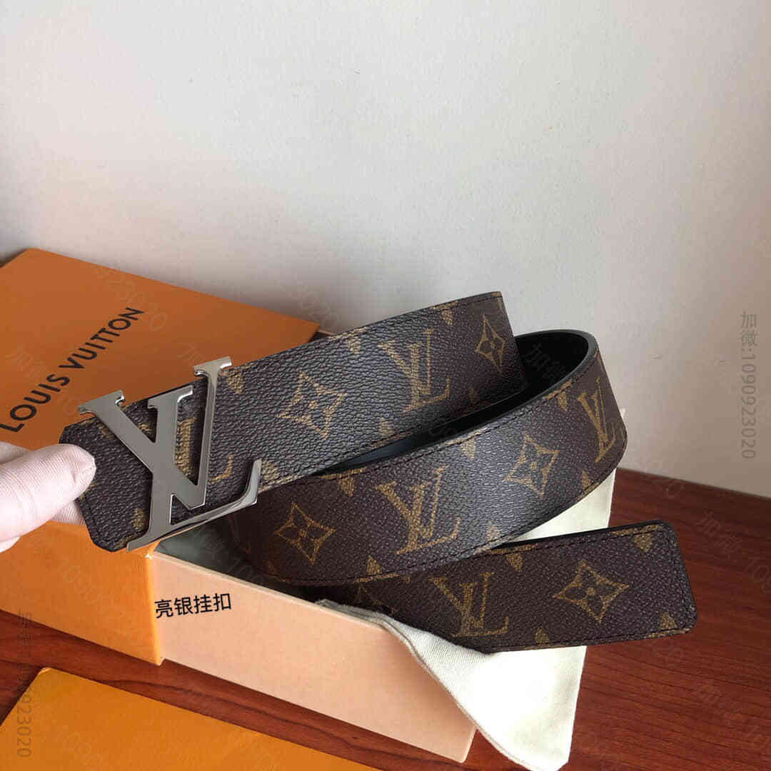 LV/路易威登 Monogram双面版本，搭配银色/金色/枪色润饰的带扣Lv...