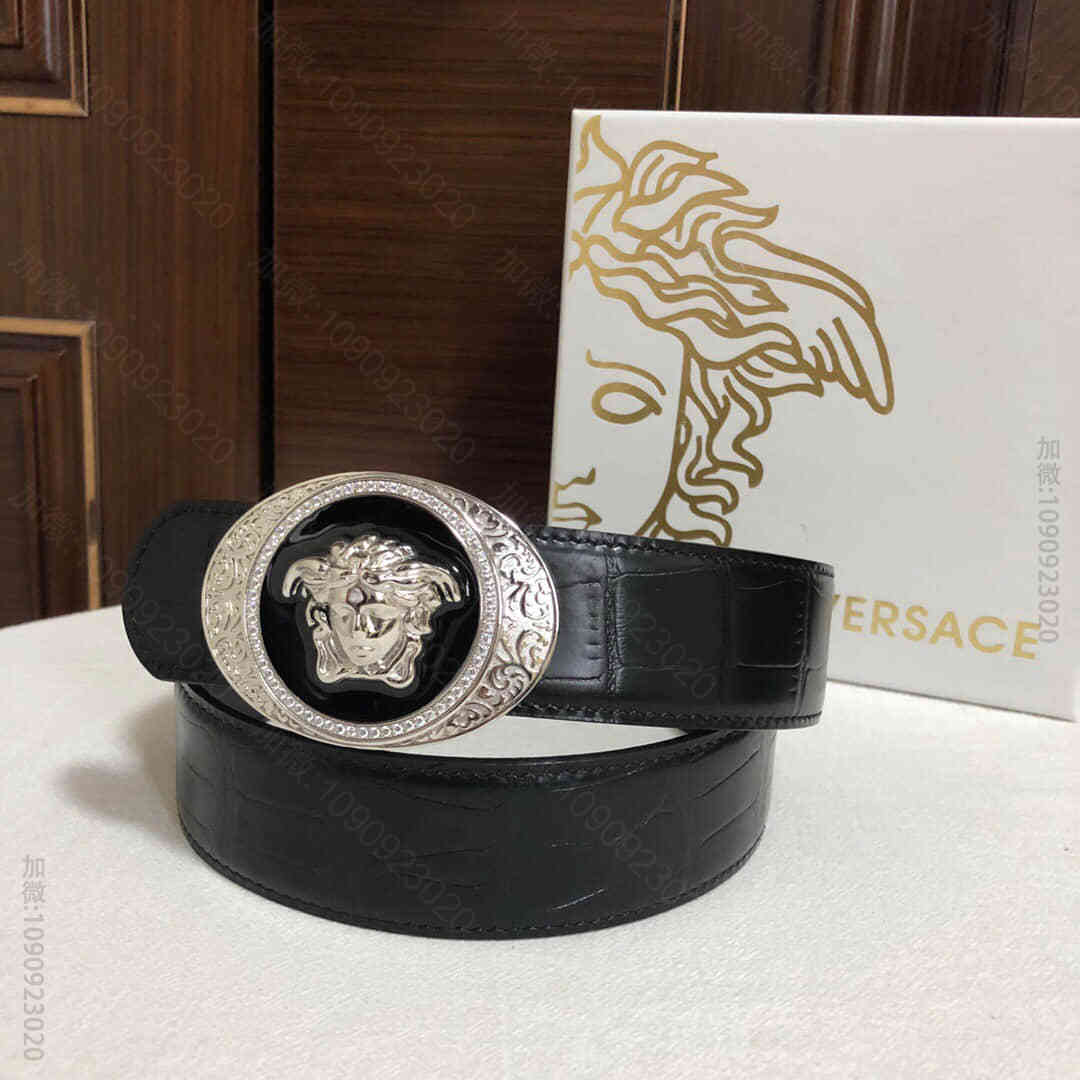 VERSACE范思哲男士头层牛皮压印鳄鱼纹理 搭配精钢美杜莎头像镶嵌钻金属挂扣腰带 范思哲男款皮带 