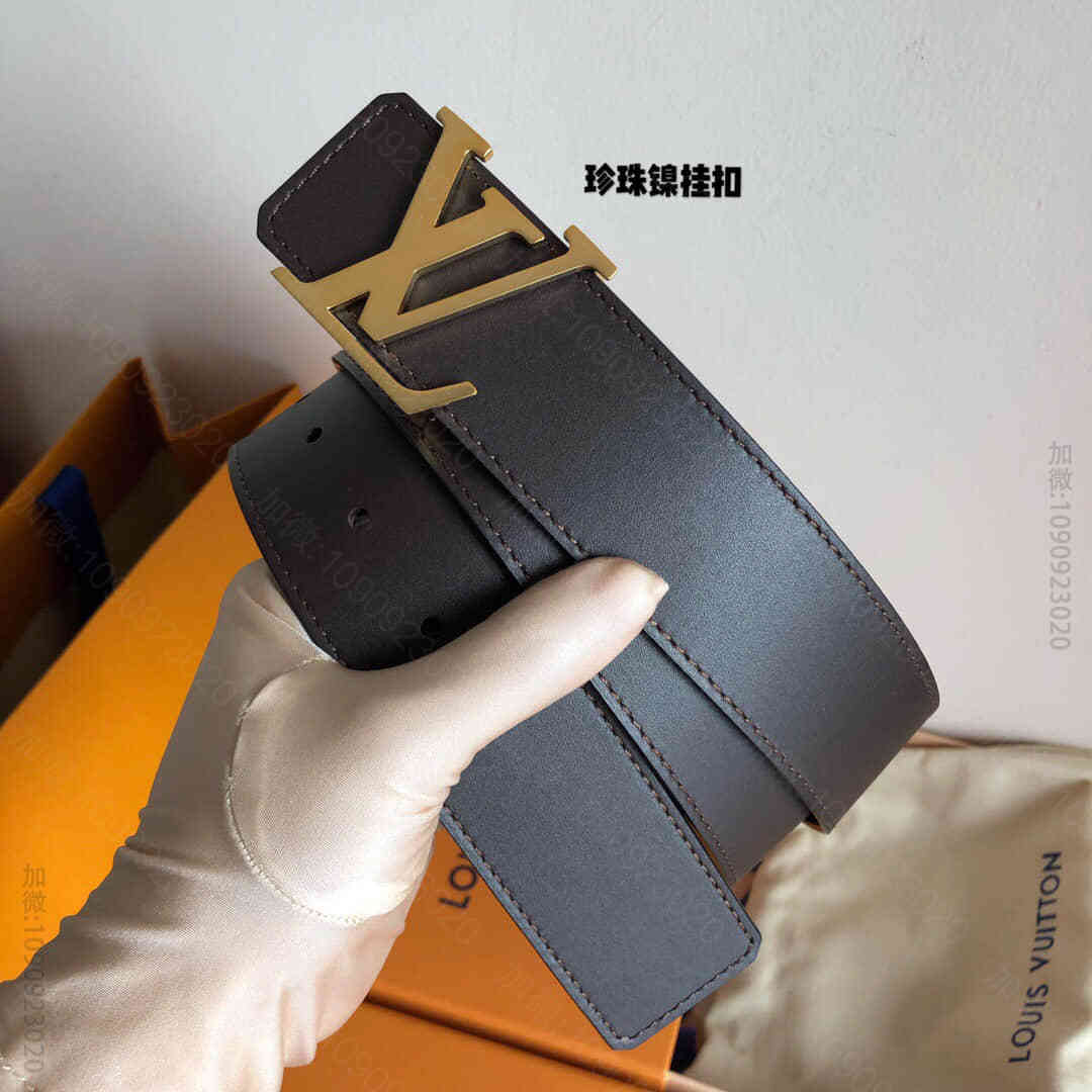 Louis Vuitton 路易威登 标志性的LV Initiales双面腰...