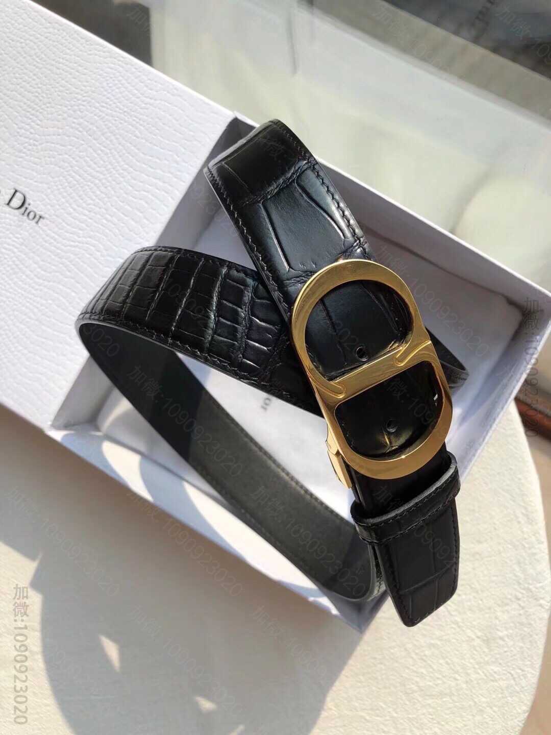 迪奥Dior(法国)专柜款<精钢>CD夹扣头层牛皮精仿鳄鱼皮腰带3.5cm