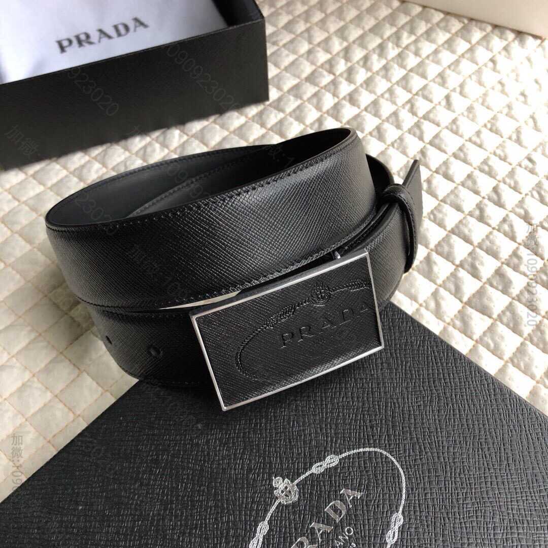 PRADA普拉达男款字母logo十字纹腰带3.5cm。