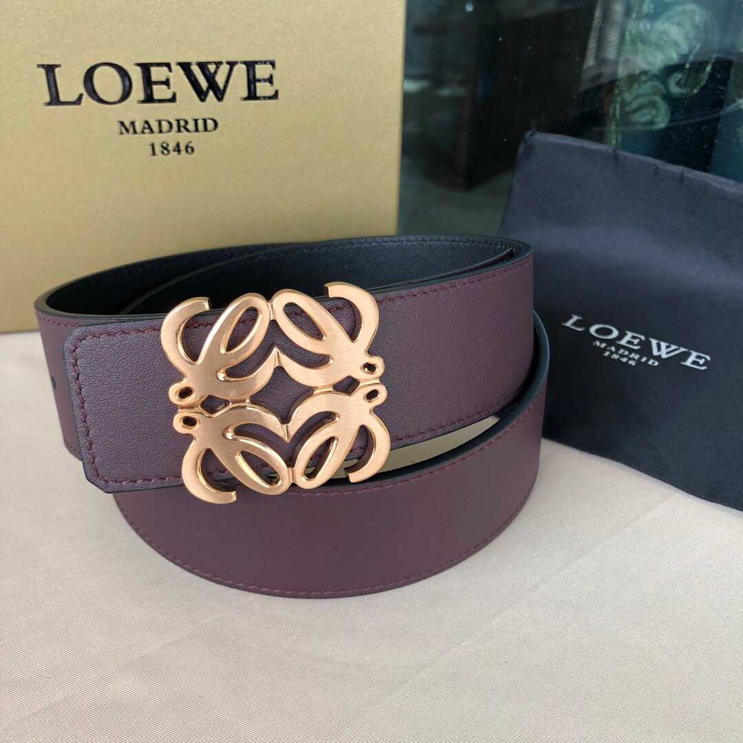 LOEWE罗意威 搭配品牌标识金属挂扣3.8cm双面头层两面外用腰带