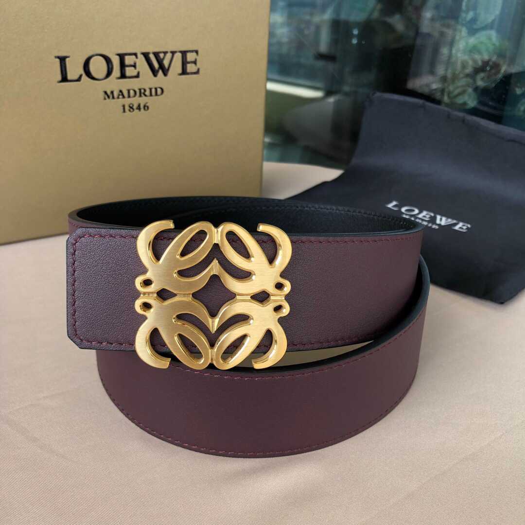 LOEWE罗意威 搭配品牌标识金属挂扣3.8cm双面头层两面外用腰带