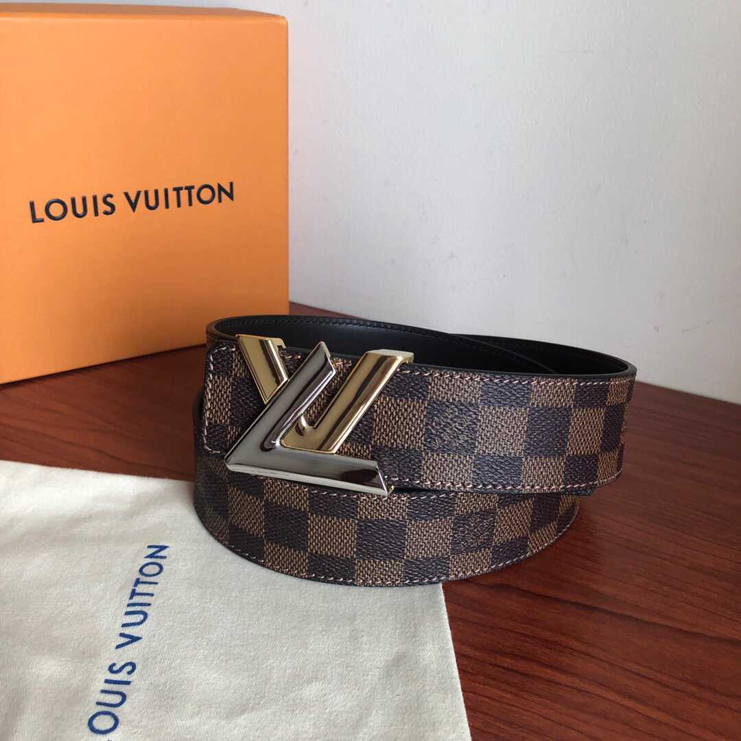 Louis Vuitton路易威登 专柜款金属扣头层皮底棋盘格/老花腰带男士...