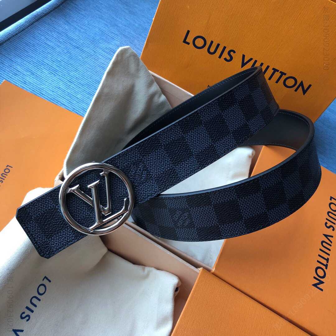 路易威登 Monogram帆布搭配牛皮内衬LV Initiales双面腰带