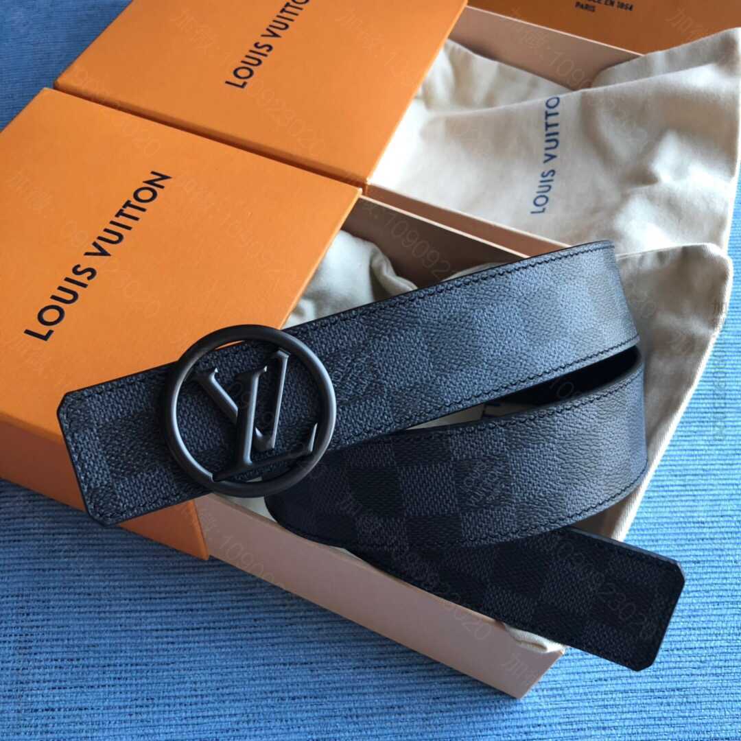 LV/路易威登 Monogram帆布搭配牛皮LV Initiales双面腰带