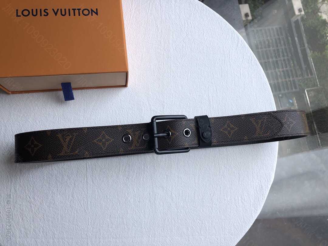 LV路易威登 Monogram ink 帆布面料裁制而成的Voyager腰带35毫米 高仿LV男士腰带 M73714 