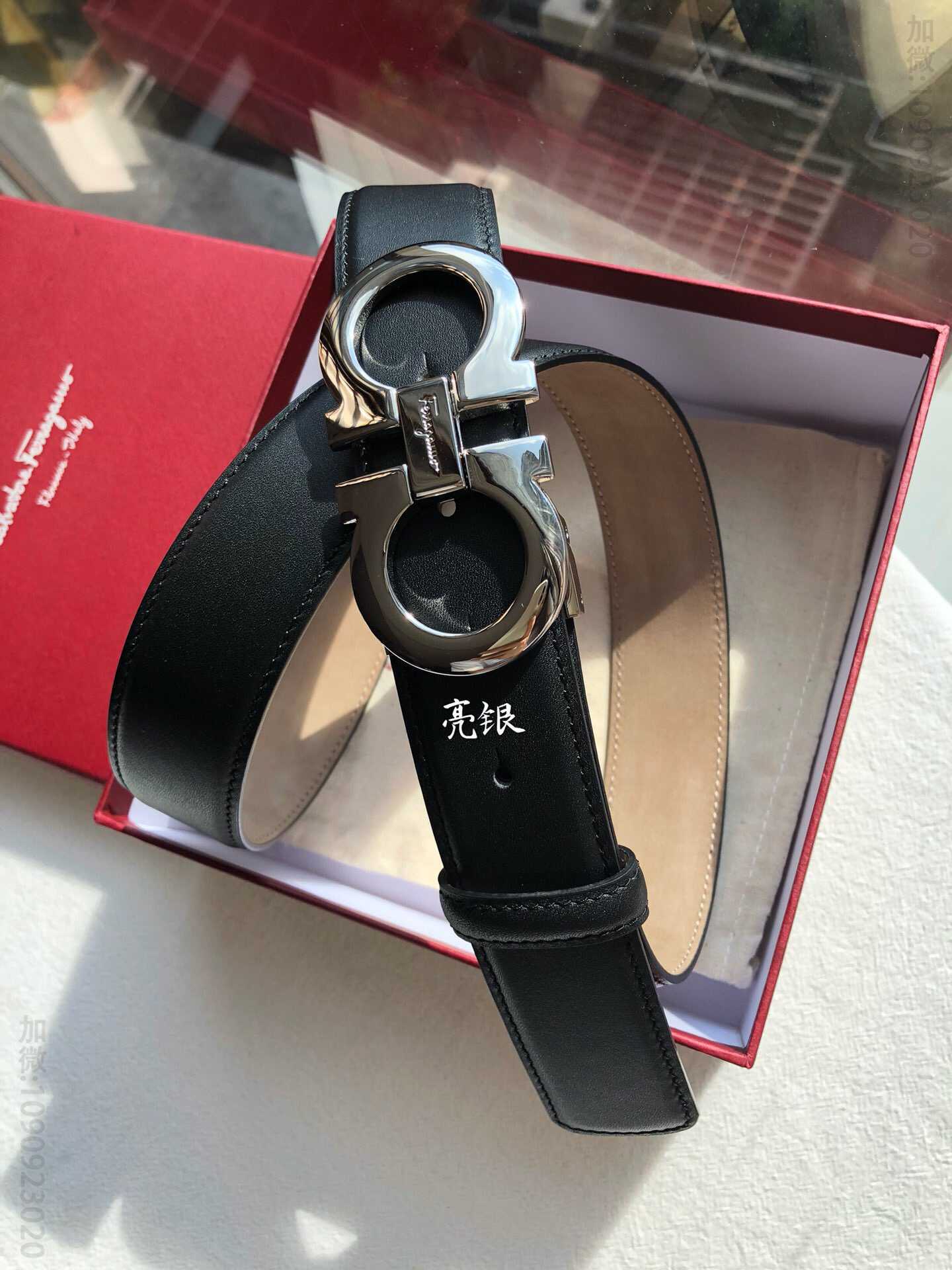 SalvatoreFerragamo菲拉格慕男士Gancio金属扣进口牛皮腰带3.5cm。