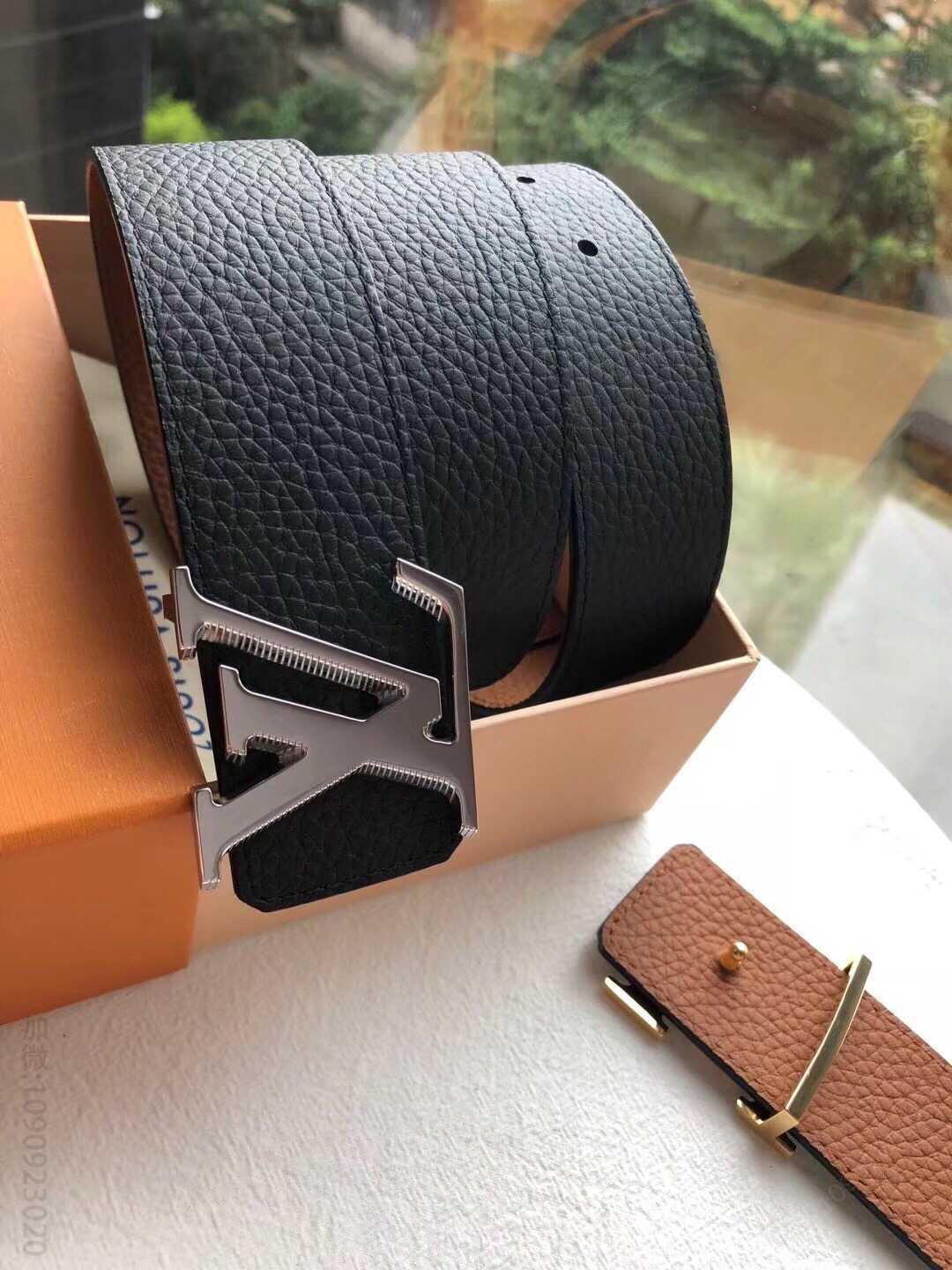 路易威登 LV Tilt 新款字母条纹斜边金属挂扣双面腰带