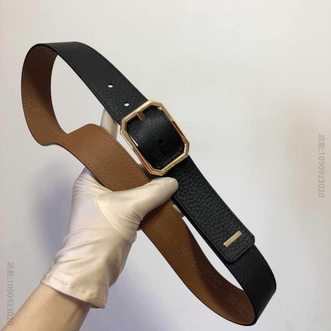 LV/路易威登 小牛皮方形搭扣LV Staples双面腰带35毫米