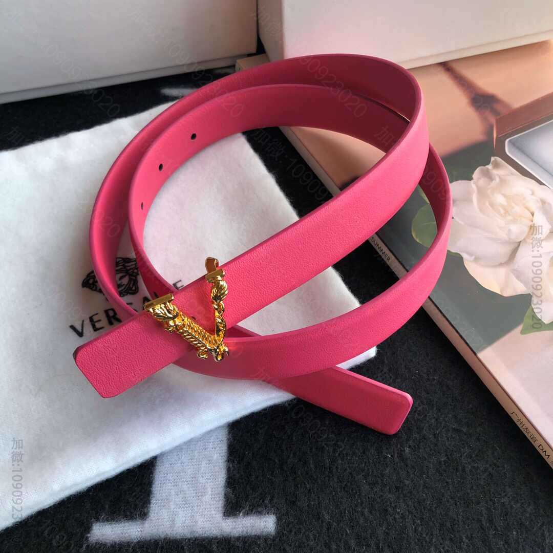 VERSACE范哲思新款巴洛克风V字扣环2.5cm女款腰带