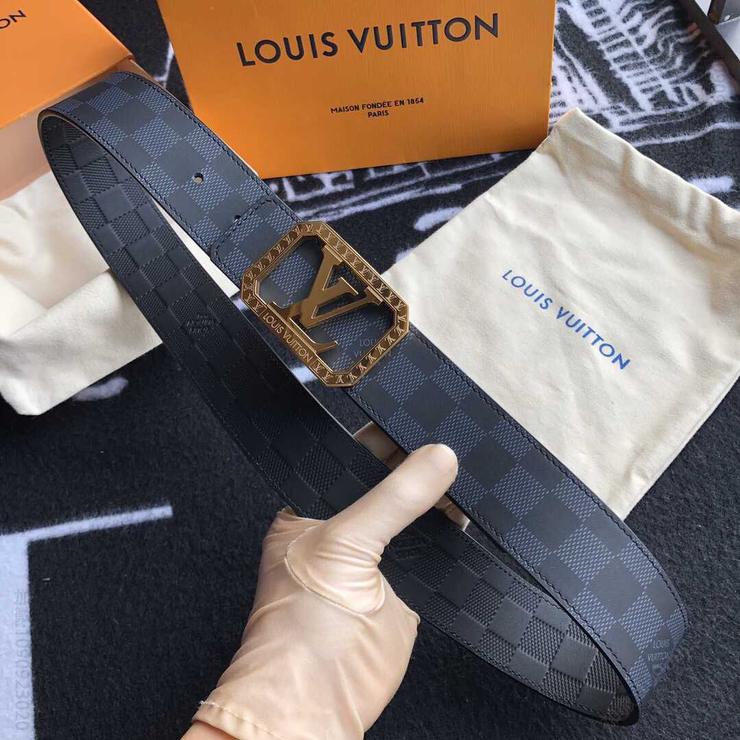 LV/路易威登 精钢字母方形挂扣LV 40毫米双面外用腰带