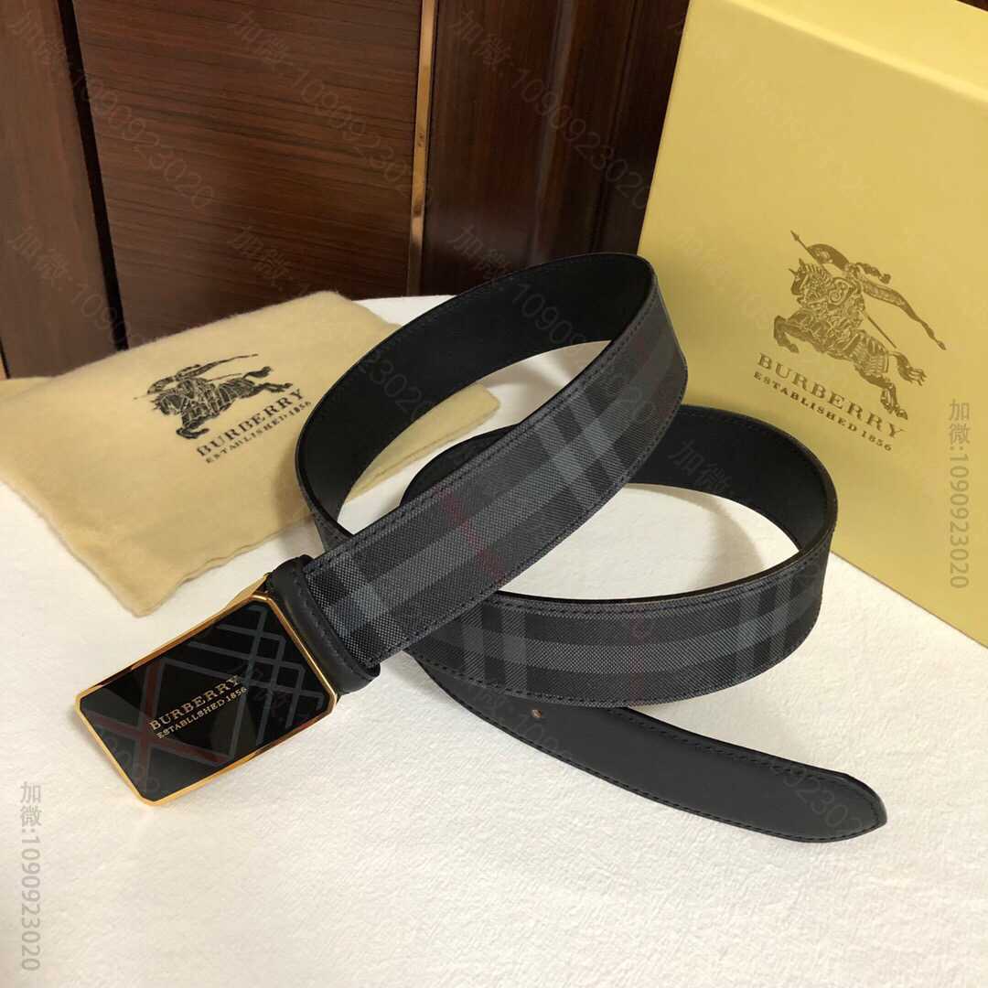 BURBERRY博柏利男士牛皮腰带树脂工艺标志战马金属扣3.5cm，格纹帆布...