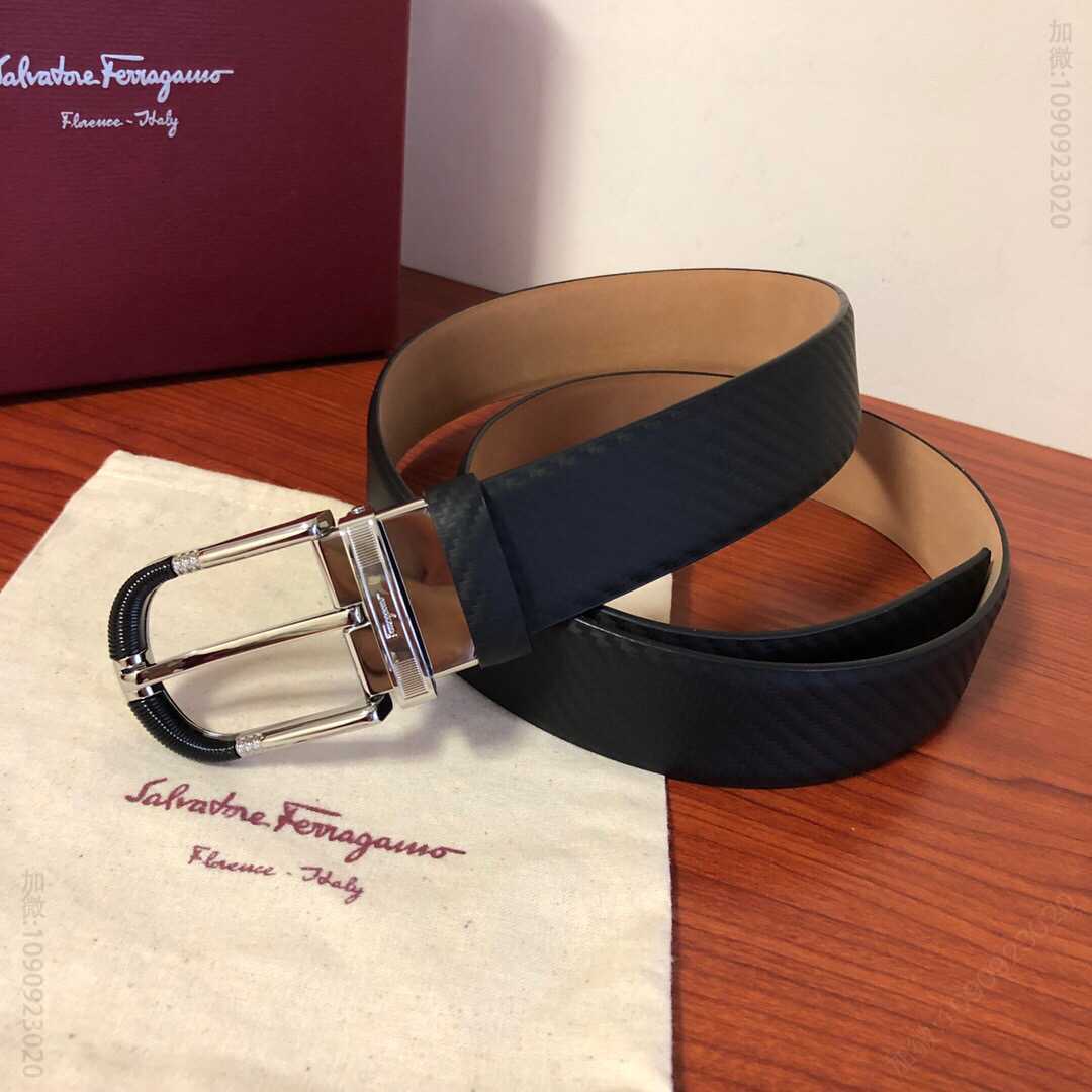 SalvatoreFerragamo菲拉格慕男士3.5cm精致针扣，头层牛皮花纹磨砂内衬腰带