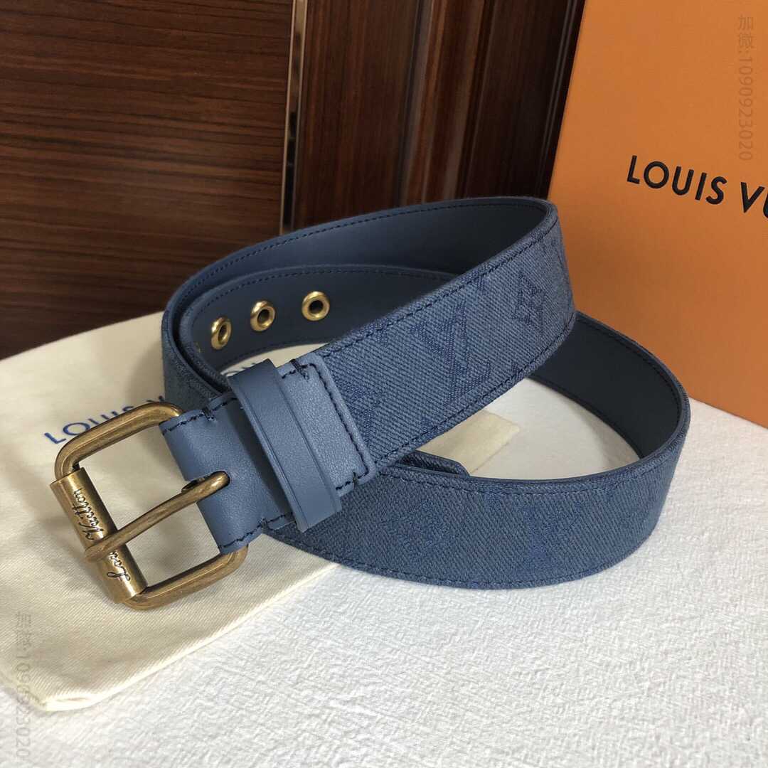 LV/路易威登 2023春夏时装秀首次问世的Signature腰带