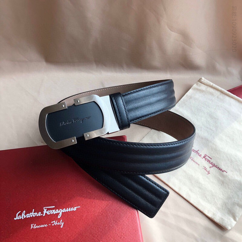 SalvatoreFerragamo菲拉格慕男士3.5cm精致夹扣，进口双面头层牛皮波浪纹理腰带