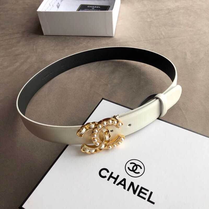 Chanel香奈儿 女士链条与名贵珍珠相融入饰扣女款3.0cm腰带 精仿香奈儿腰带 