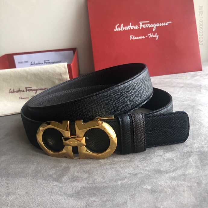 SalvatoreFerragamo菲拉格慕男士3.5cm精致菱形切面金属夹扣，头层牛皮十字纹腰带