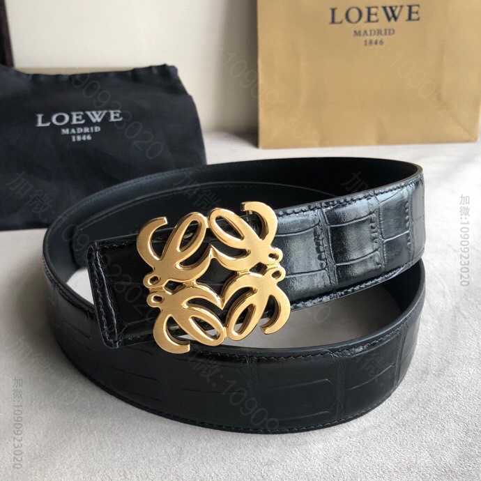 罗意威(Loewe)进口牛皮压制鳄鱼纹理男款腰带