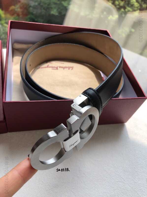 SalvatoreFerragamo菲拉格慕男士进口牛皮配金属板扣腰带3.5cm