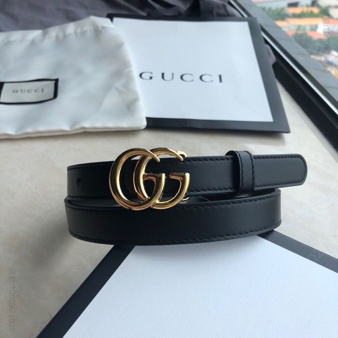 Gucci古驰双G古金亮面扣头层牛皮2.0cm腰带