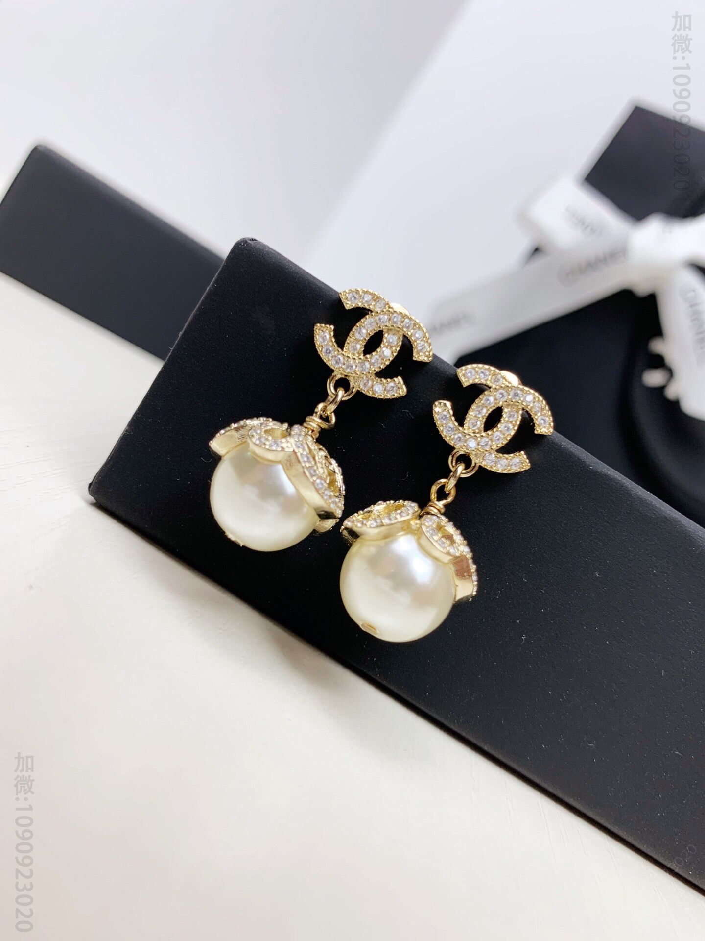 新品 CHANEL经典双C满钻 珍珠耳环 耳钉