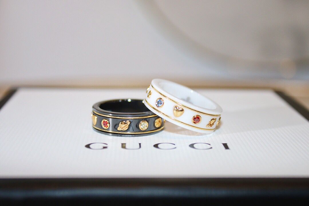 原版古驰戒指饰品 新款Gucci黑白陶瓷戒指 古驰饰品戒指 