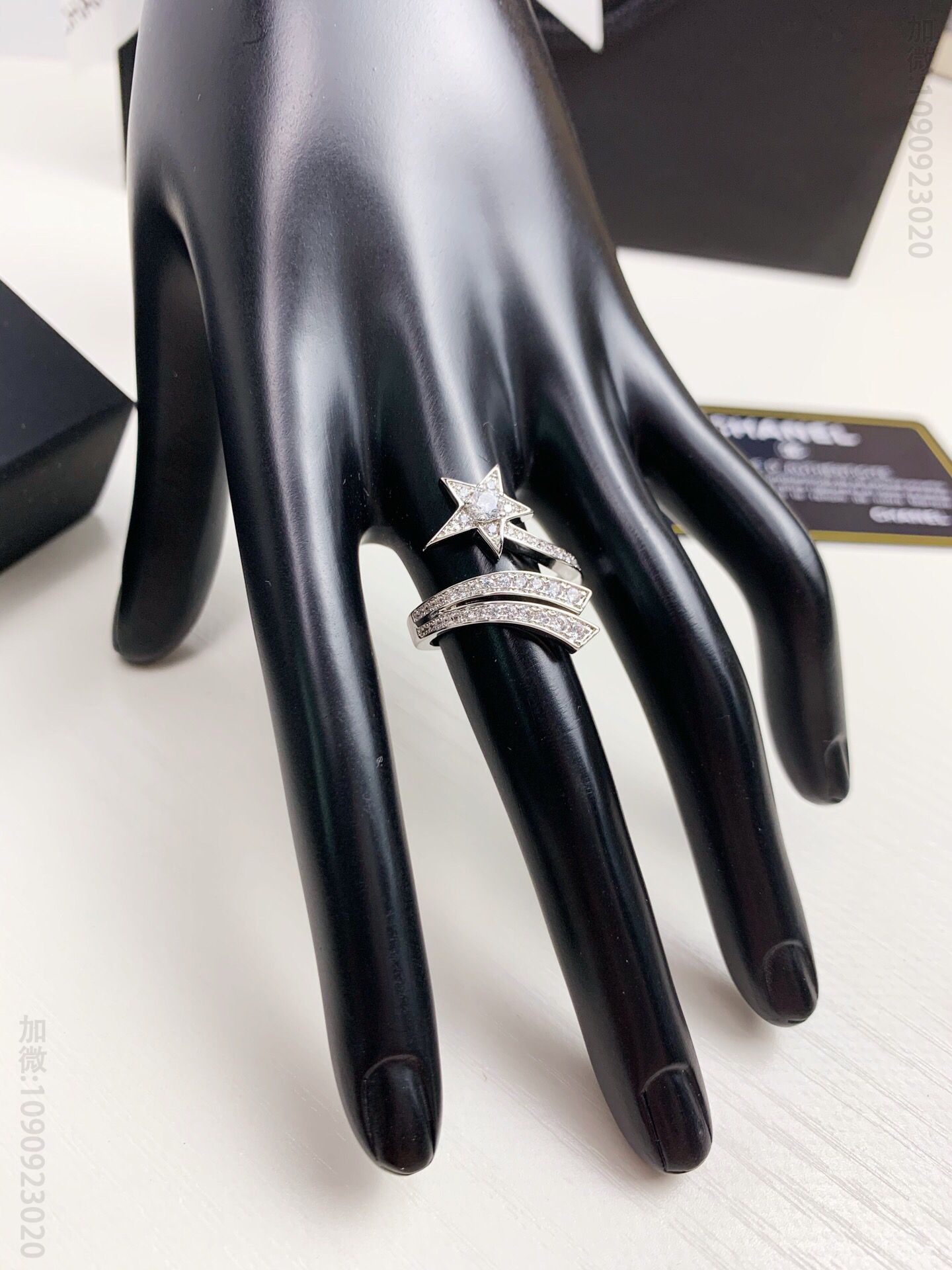 新品CHANEL五角星满钻 戒指