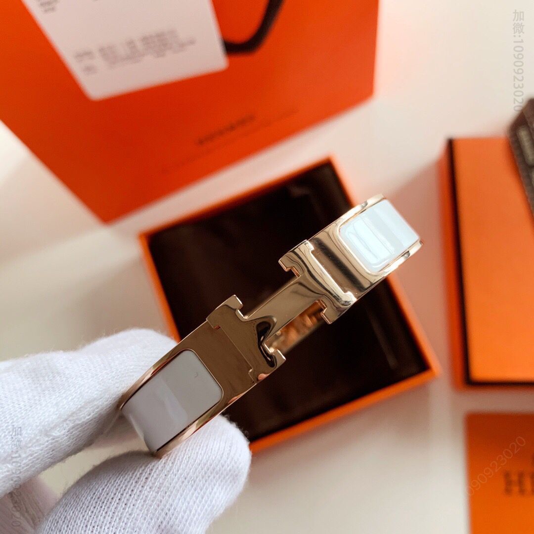 HERMES爱马仕 经典的珐琅手镯Clic H白色手镯