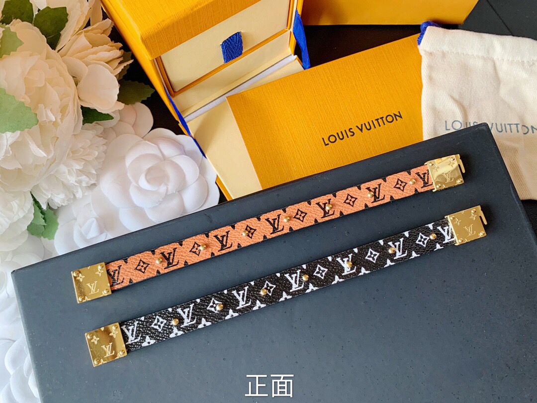 原单路易威登手链饰品 路易威登手链饰品 Louis Vuitton 路易威登 双面皮绳手链 