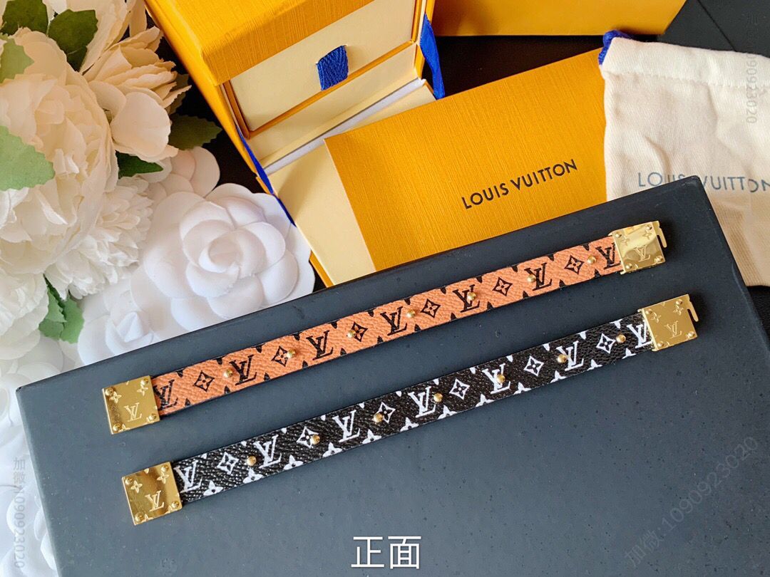 Louis Vuitton 路易威登 双面皮绳手链