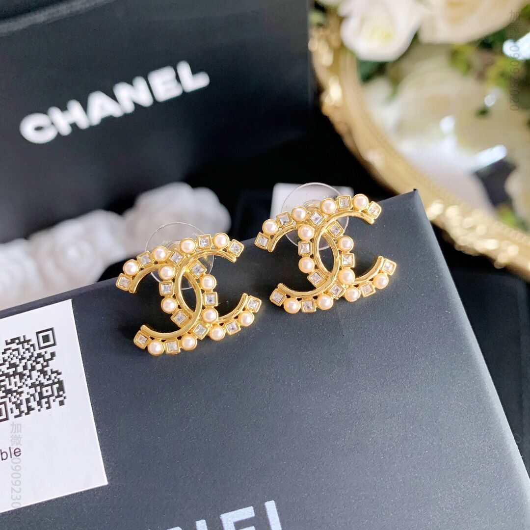新款 CHANEL香奈儿双c方钻珍珠耳钉耳环