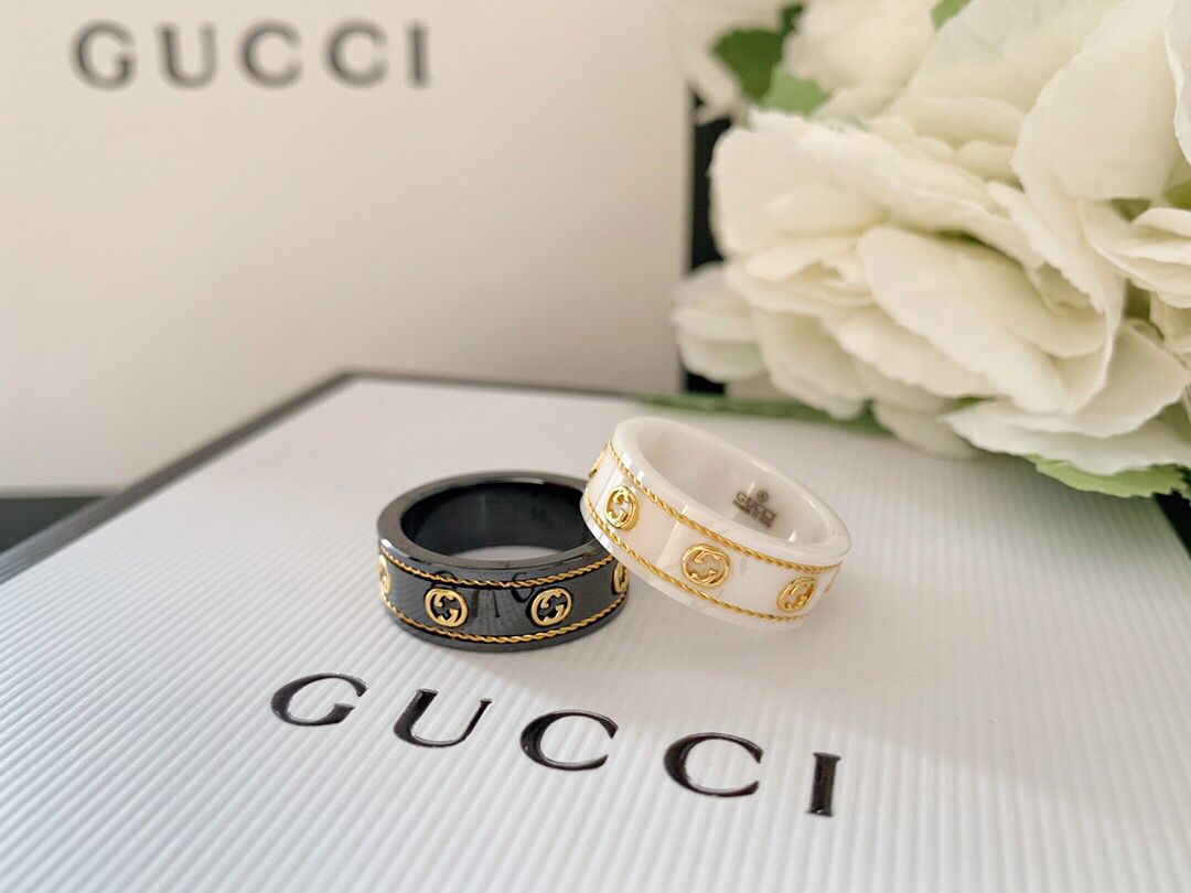 新款Gucci黑白陶瓷戒指