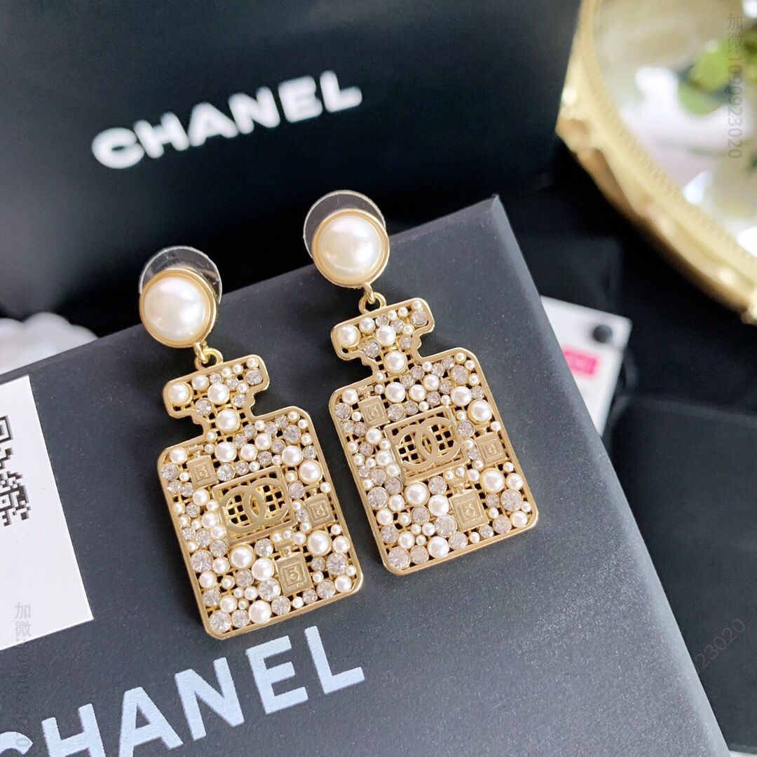新款 CHANEL香奈儿双c香水瓶耳钉耳环