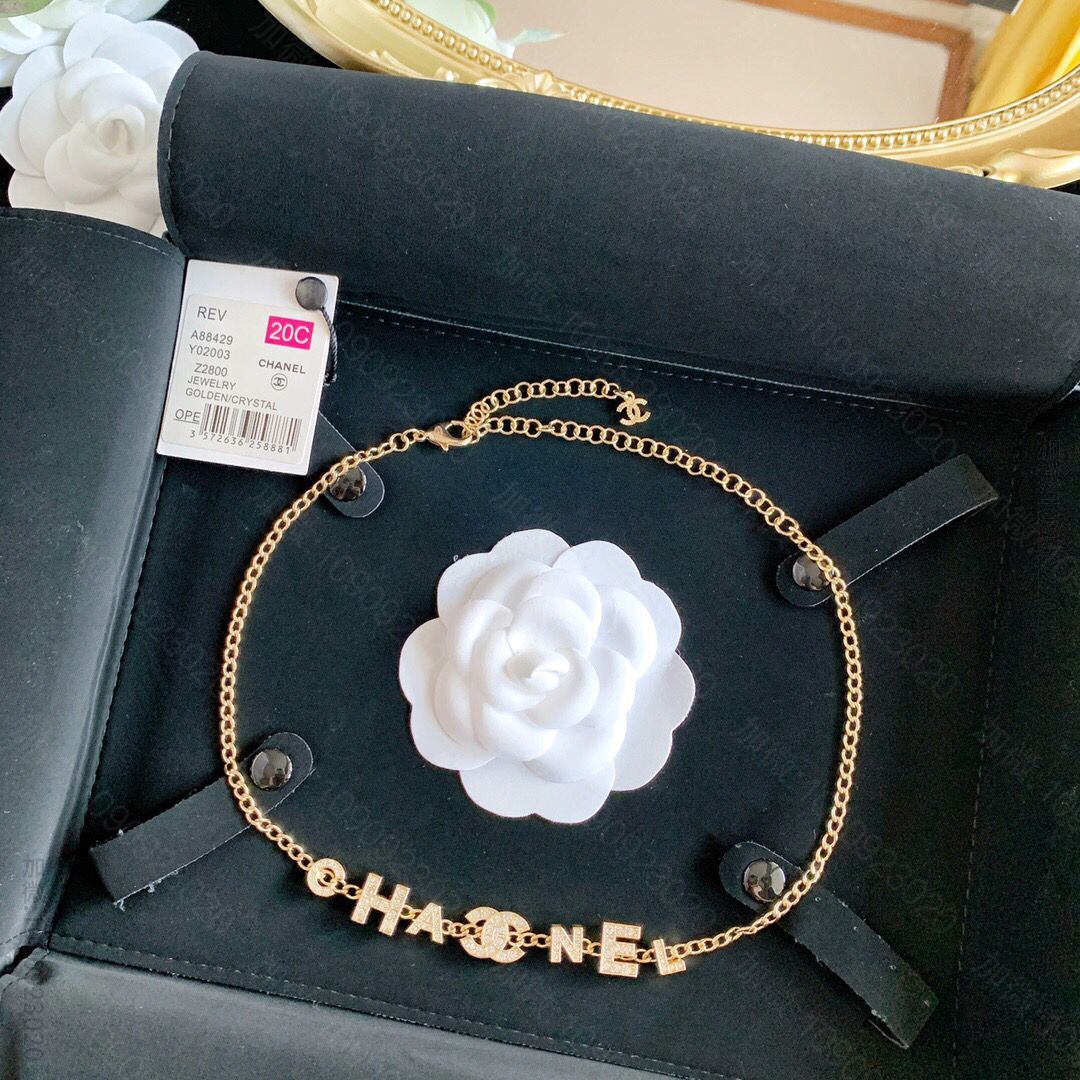 新款香奈儿字母CHANEL双c满钻项链